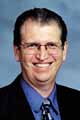 Head shot of Steven Horne